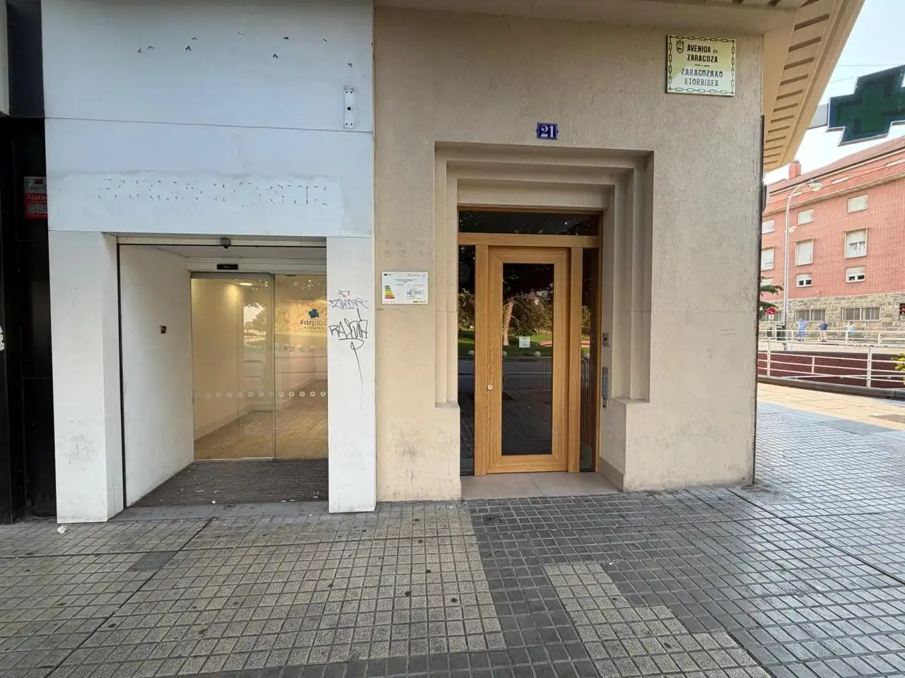 Vista exterior de Local de lloguer en  Pamplona / Iruña
