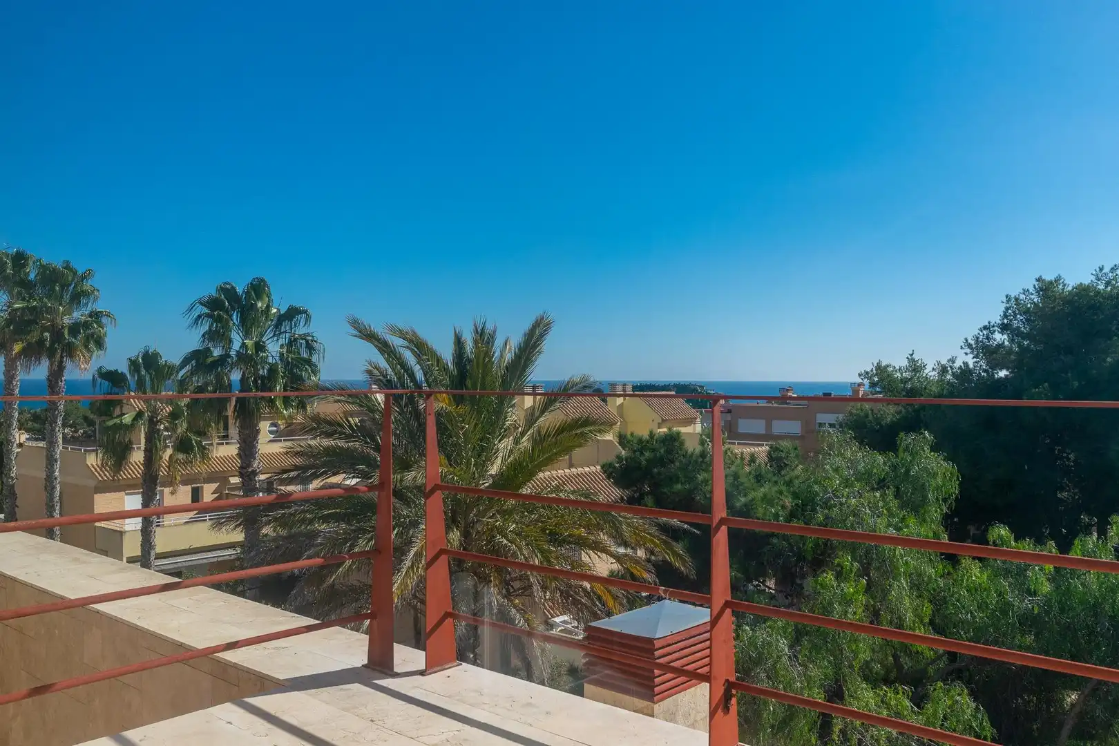 Terraza de Casa o chalet en venta en Alicante / Alacant con Aire acondicionado, Calefacción y Jardín privado