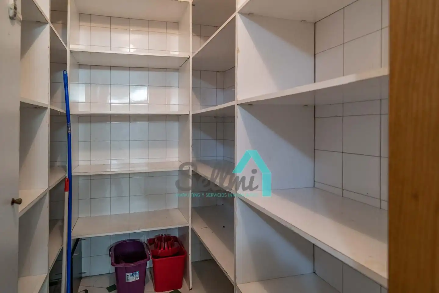 Piso en venta en Oviedo  con Calefacción, Parquet y Terraza