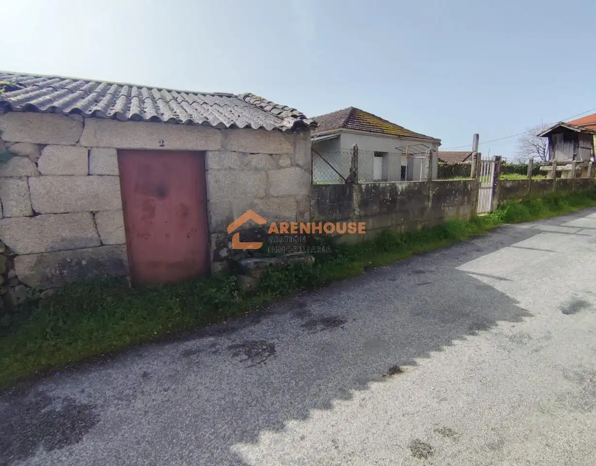 Casa amb terrassa en venda a Amoeiro