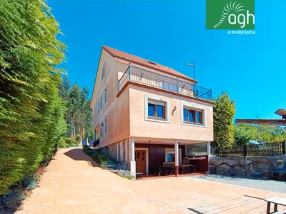 Jardí de Casa o xalet en venda en Culleredo amb Terrassa