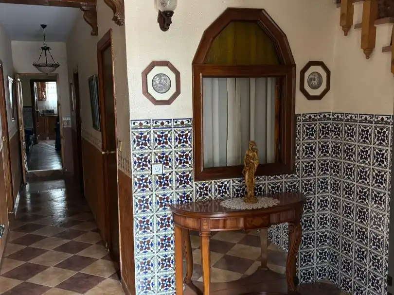 Houses for sale in Montizón, Jaén