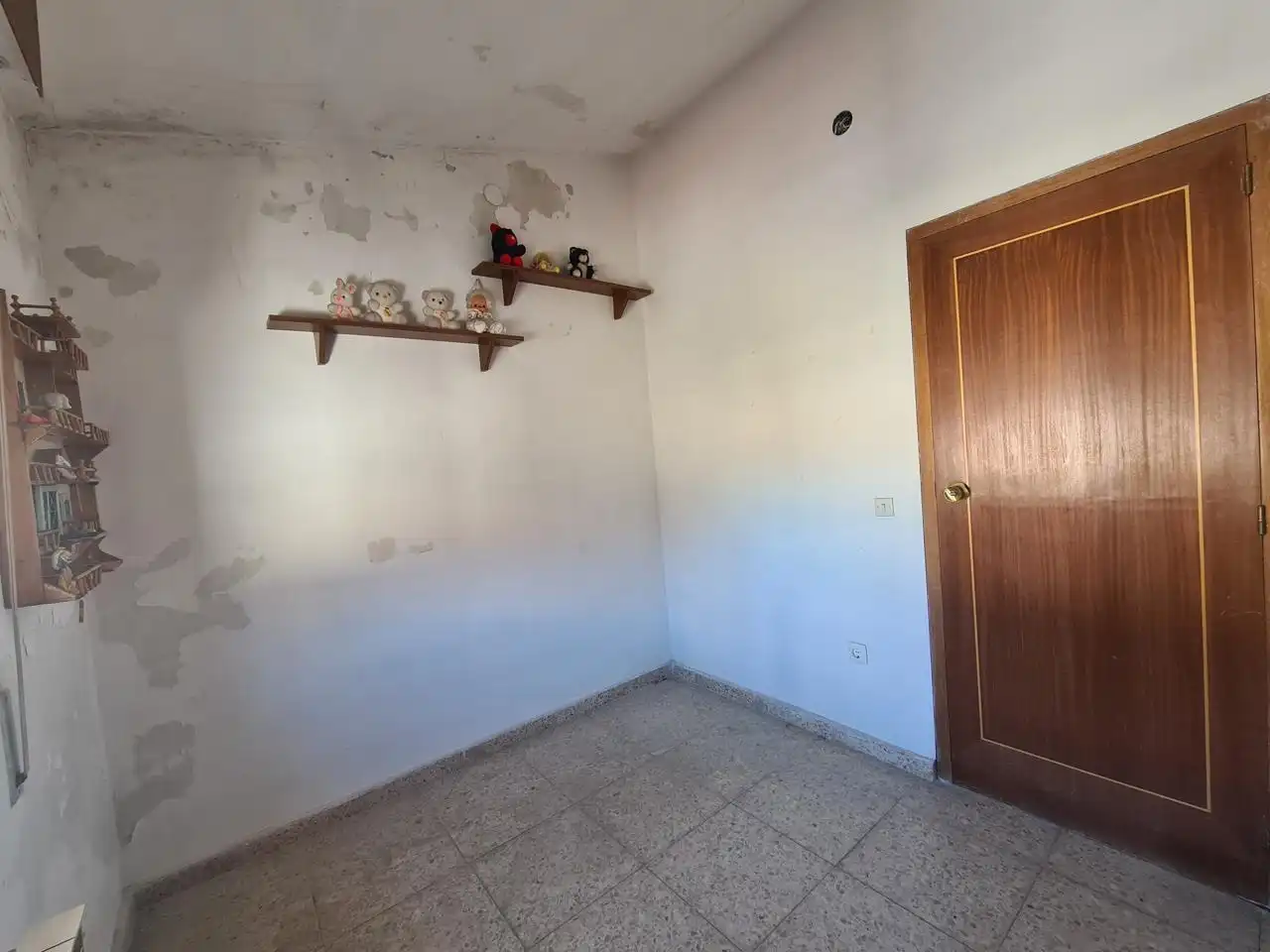 Casa adosada en venta en La Adrada  con Balcón