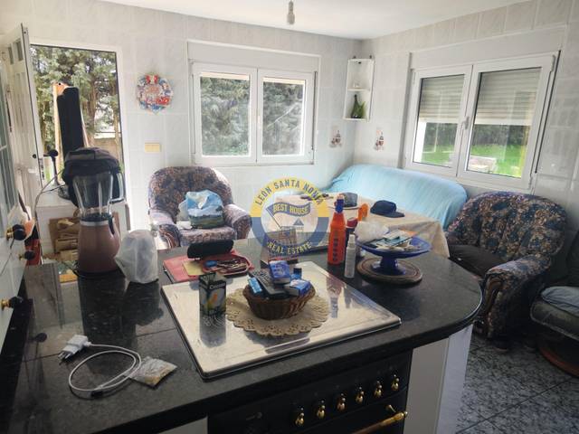 Casa-chalet en Venta en Garrafe de Torío