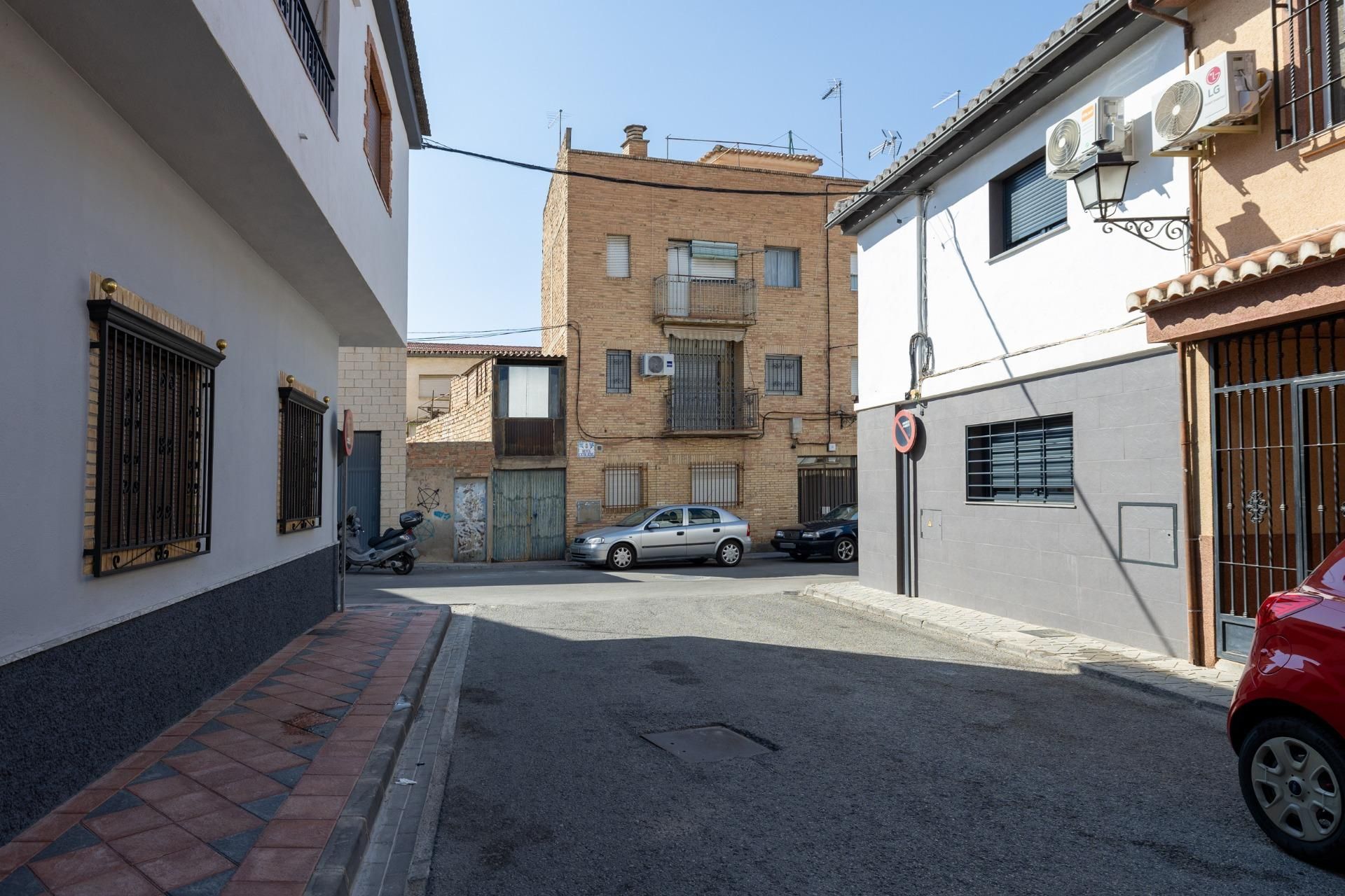 Vista exterior de Casa o xalet en venda en Armilla amb Aire condicionat i Terrassa