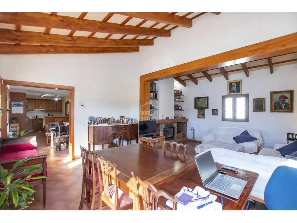 Casa rústica amb piscina en venda a Ferreries poble, imagen 9