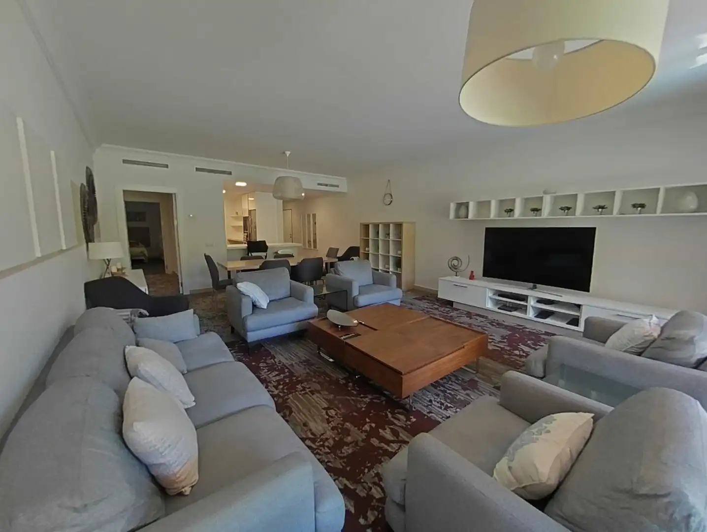 Sala d'estar de Apartament en venda en Marbella amb Terrassa, Traster i Moblat