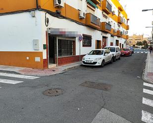 Vista exterior de Local en venda en  Sevilla Capital