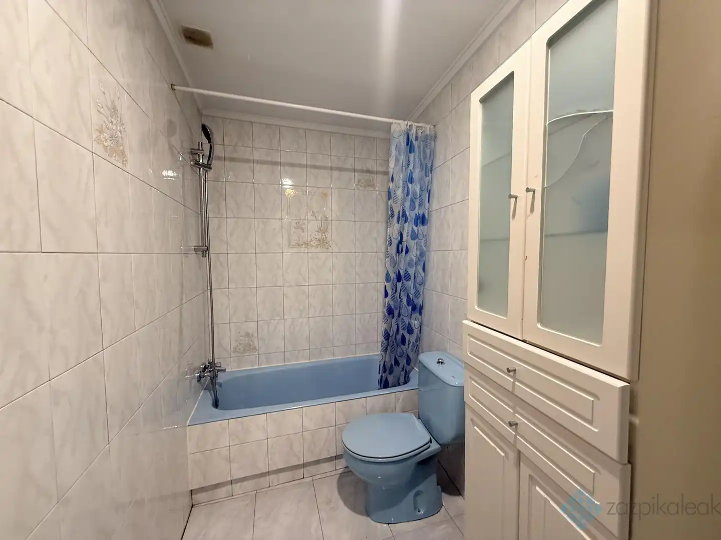 Baño de Piso de alquiler en Bilbao  con Calefacción