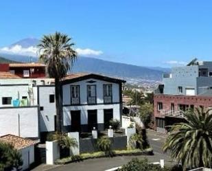 Außenansicht von Wohnung miete in La Matanza de Acentejo mit Balkon