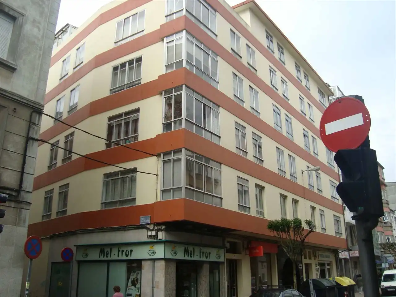Piso con terraza en venta en Rúa Camiño Real 45