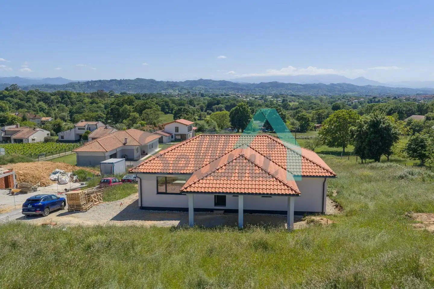 Vista exterior de Casa o xalet en venda en Siero amb Calefacció, Jardí privat i Terrassa