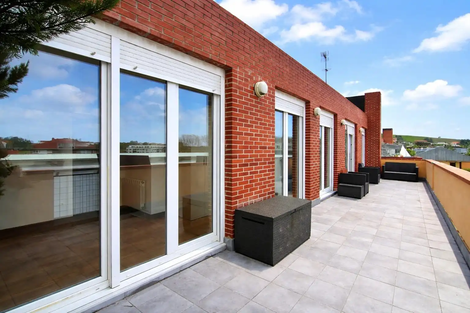 Terrassa de Apartament en venda en El Astillero   amb Calefacció, Terrassa i Piscina comunitària