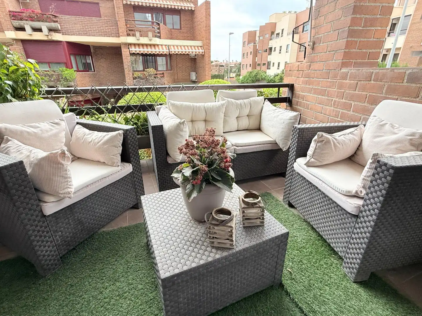 Terraza de Casa adosada en venta en Sant Joan d'Alacant con Jardín privado y Piscina comunitaria