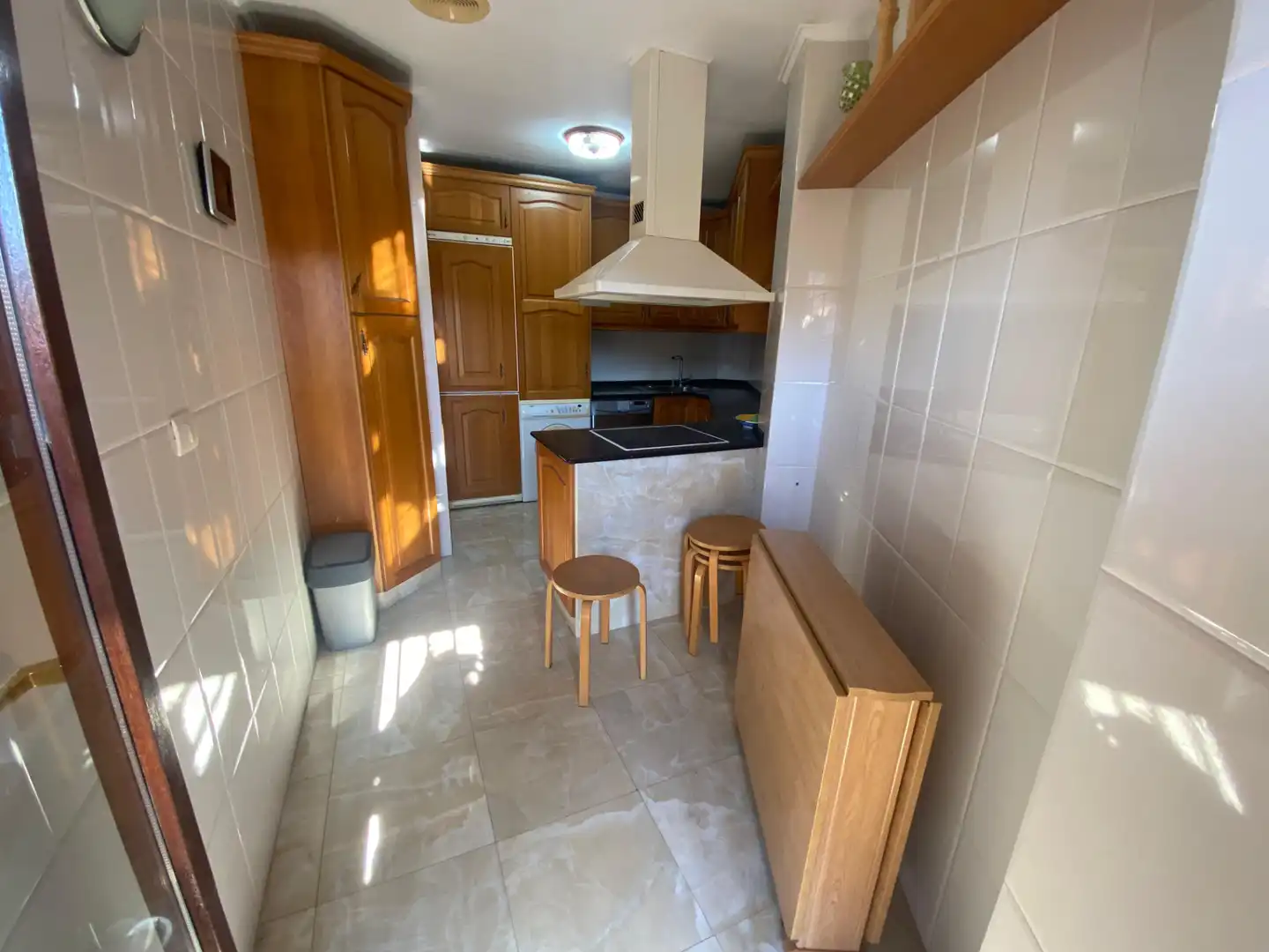 Cocina de Piso en venta en Castro-Urdiales con Calefacción, Jardín privado y Parquet