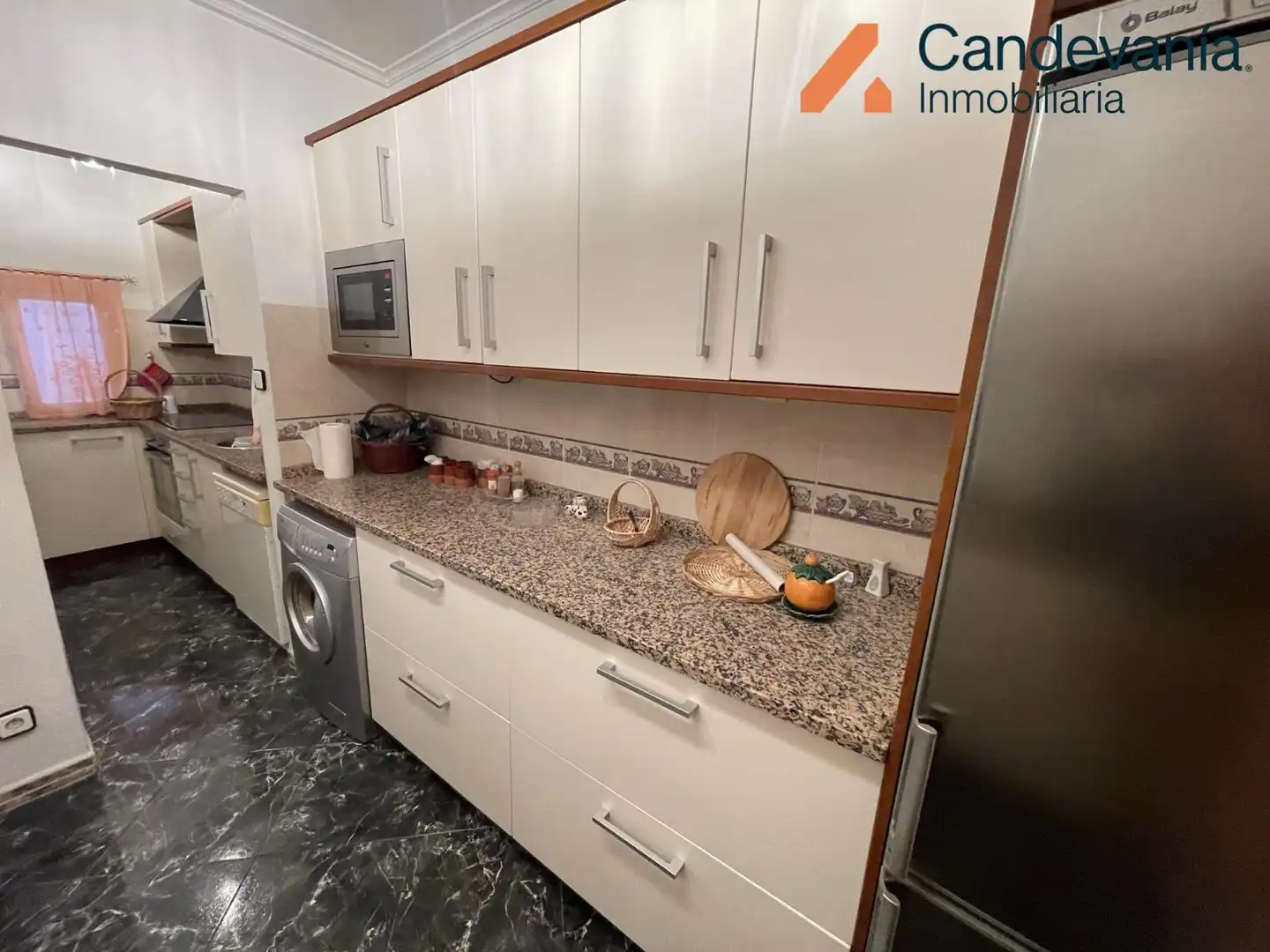 Cocina de Casa o chalet en venta en Gurrea de Gállego con Calefacción, Jardín privado y Balcón