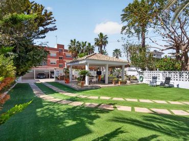 Casa con piscina en venta en N/A
