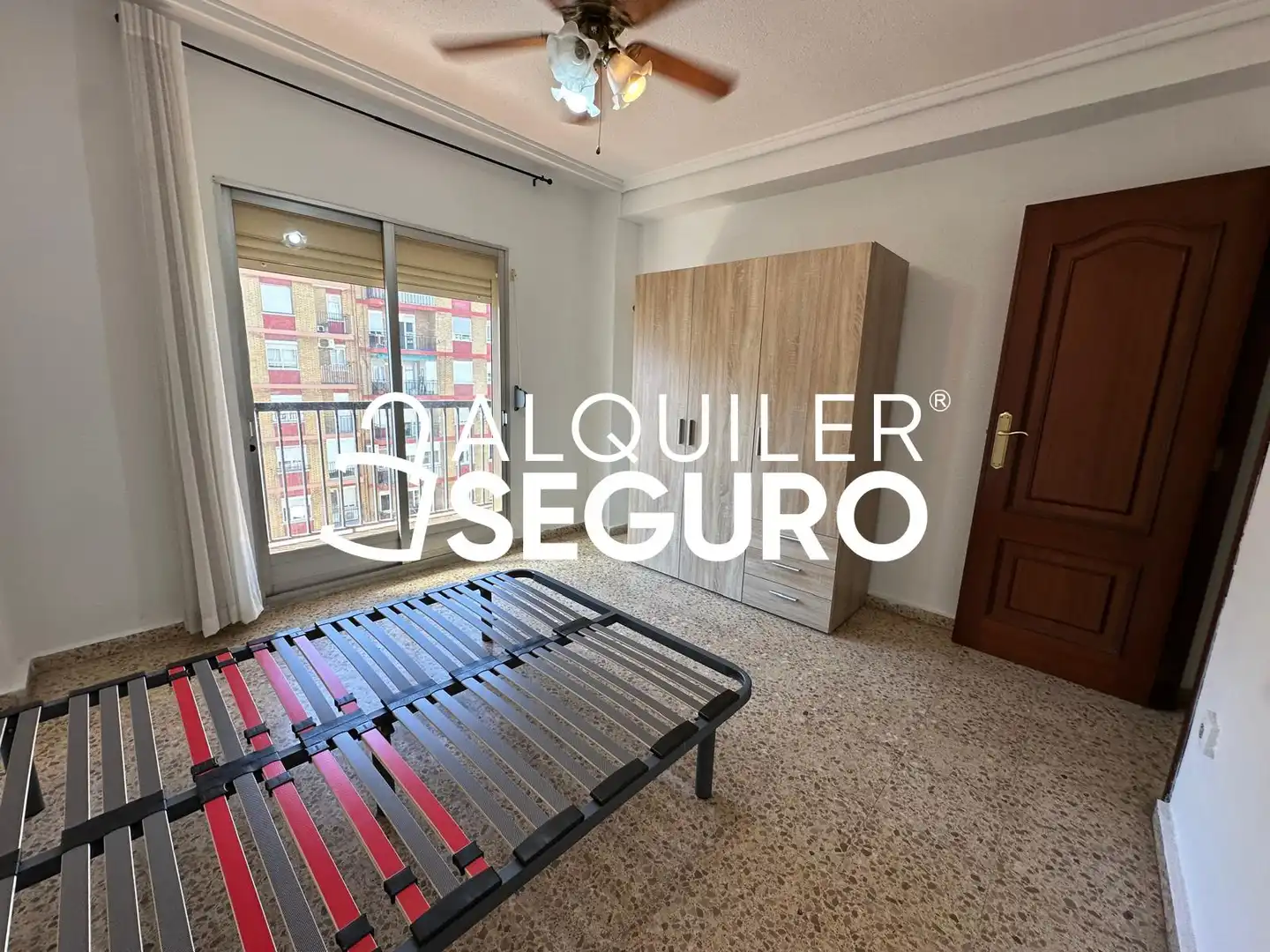 Pis de lloguer a Santos Justo y Pastor, L'Amistat