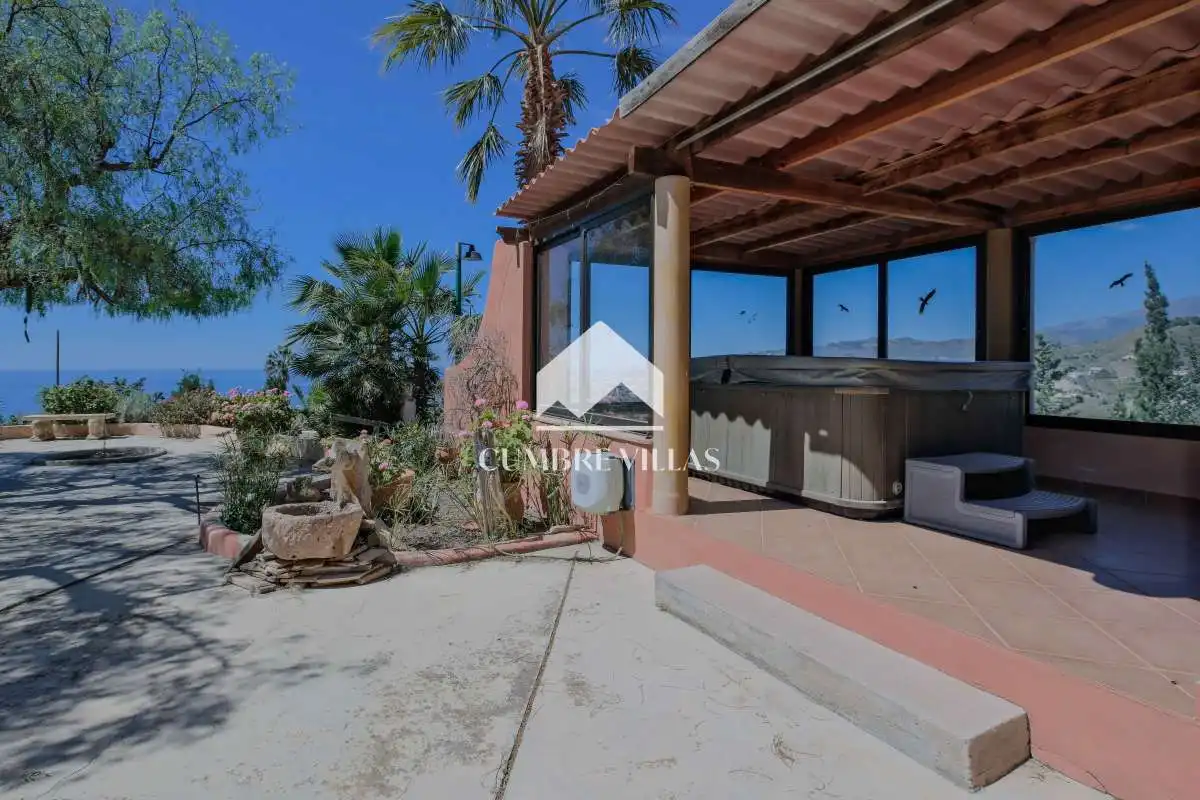 Terraza de Finca rústica en venta en Almuñécar con Jardín privado, Terraza y Trastero