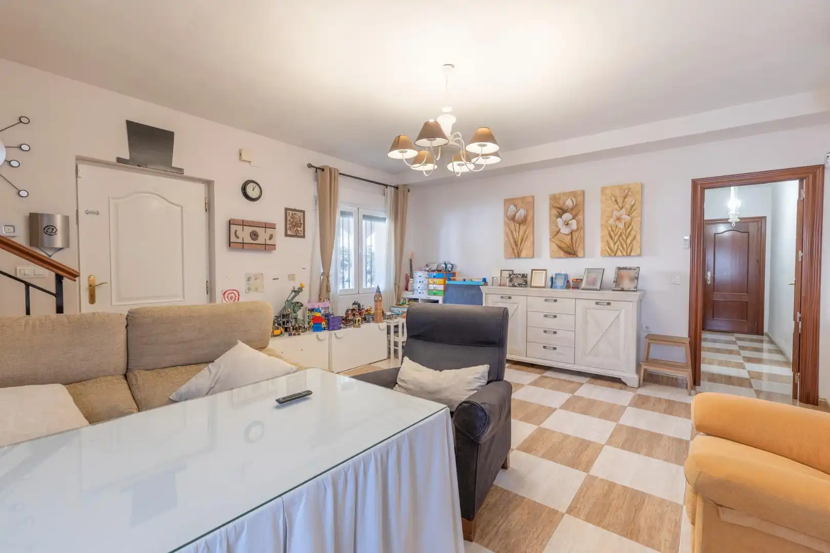 Living room of Houses for sale in Armilla  with Air Conditioner and Terrace