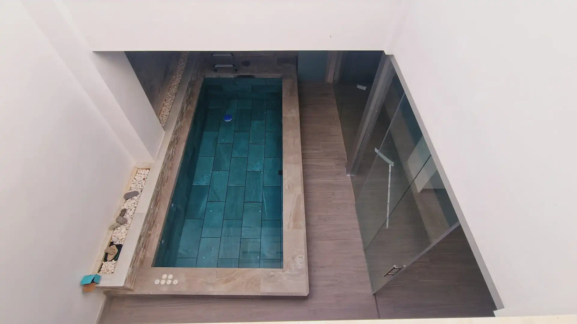 Swimming pool of Houses for sale in Córdoba  with Air Conditioner, Heating and Private garden