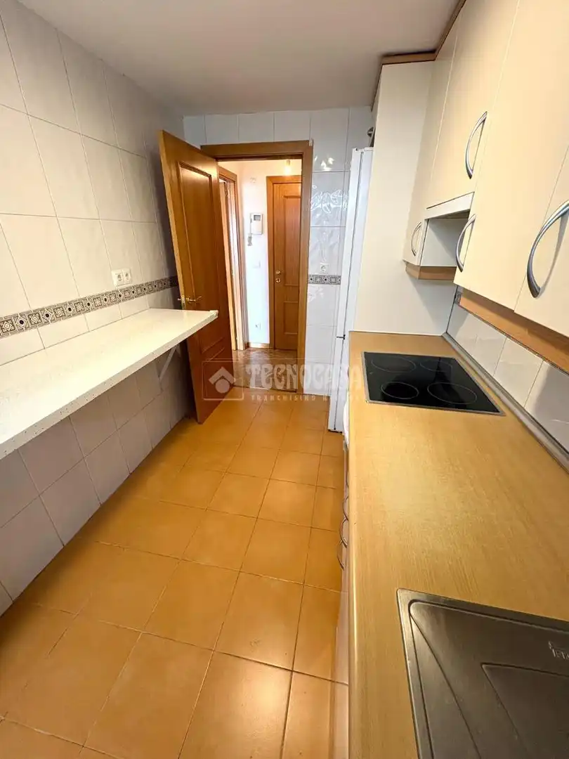 Cocina de Piso en venta en Valdemoro con Parquet y Trastero