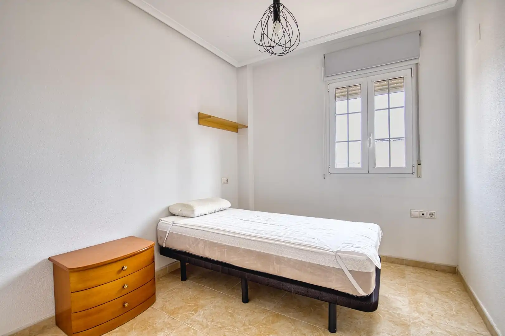 Habitación de Casa adosada en venta en Abanilla con Aire acondicionado, Terraza y Trastero