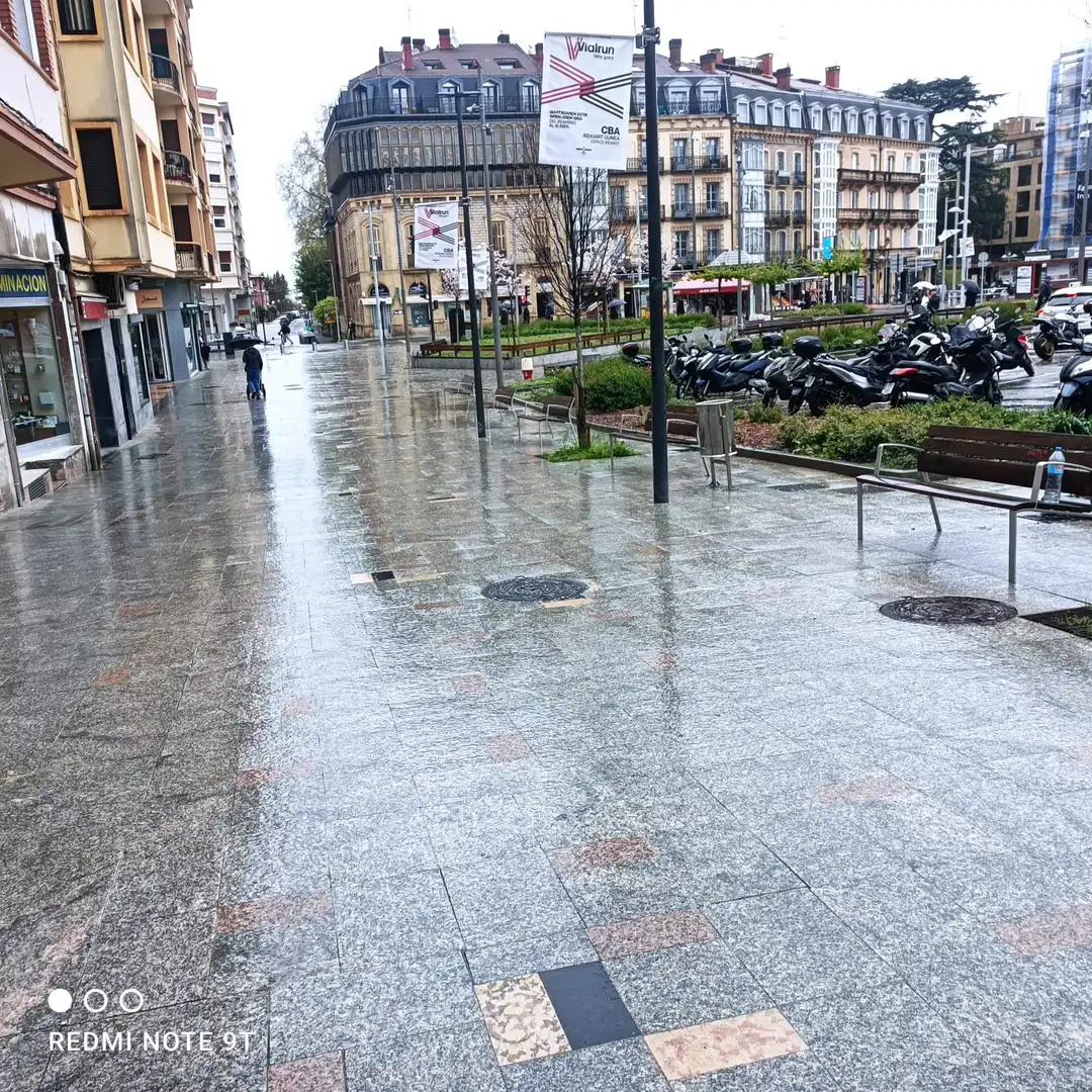 Pis amb ascensor en venda a Fueros Kalea, imagen 9
