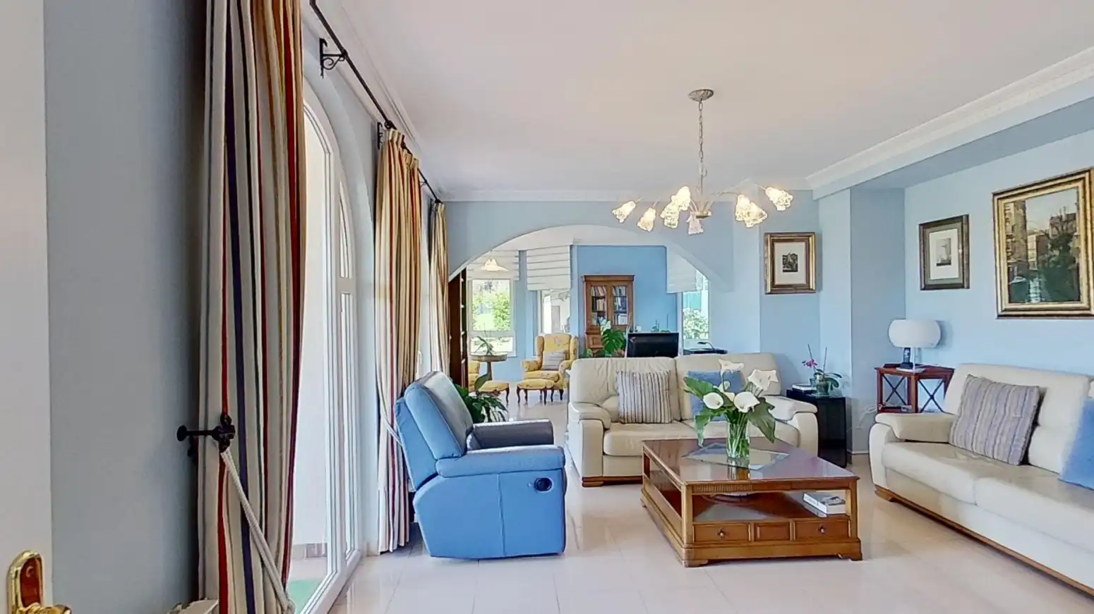 Sala de estar de Casa o chalet en venta en Reocín con Calefacción, Jardín privado y Terraza