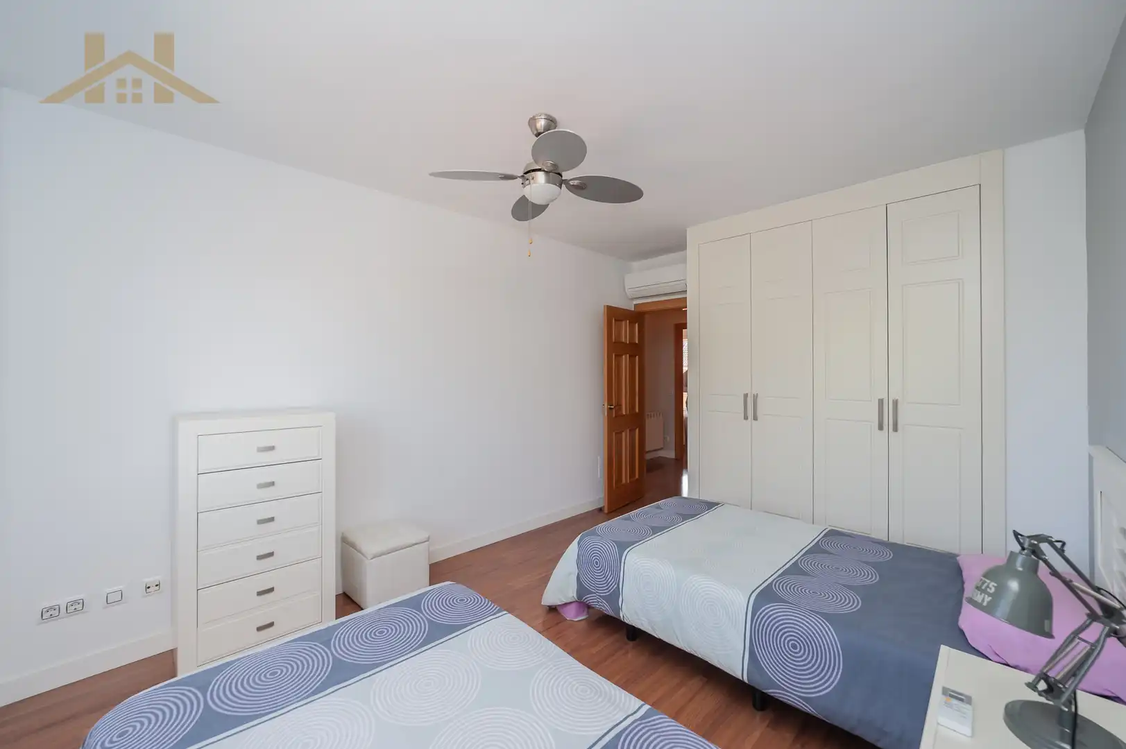 Doppelhaushälfte mit Pool zum Verkauf in Calle de Camariñas 108, imagen 26