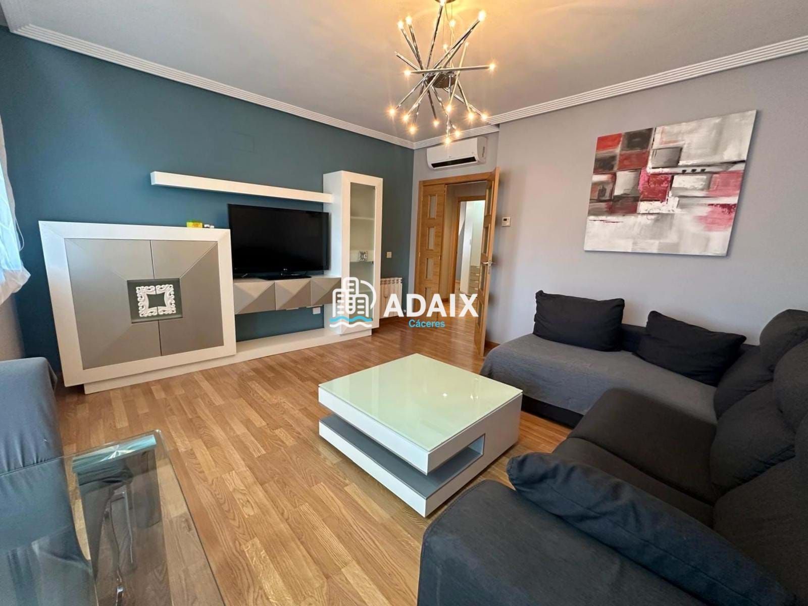 Exterior view of Flat for sale in Cáceres Capital  with Air Conditioner, Heating and Terrace