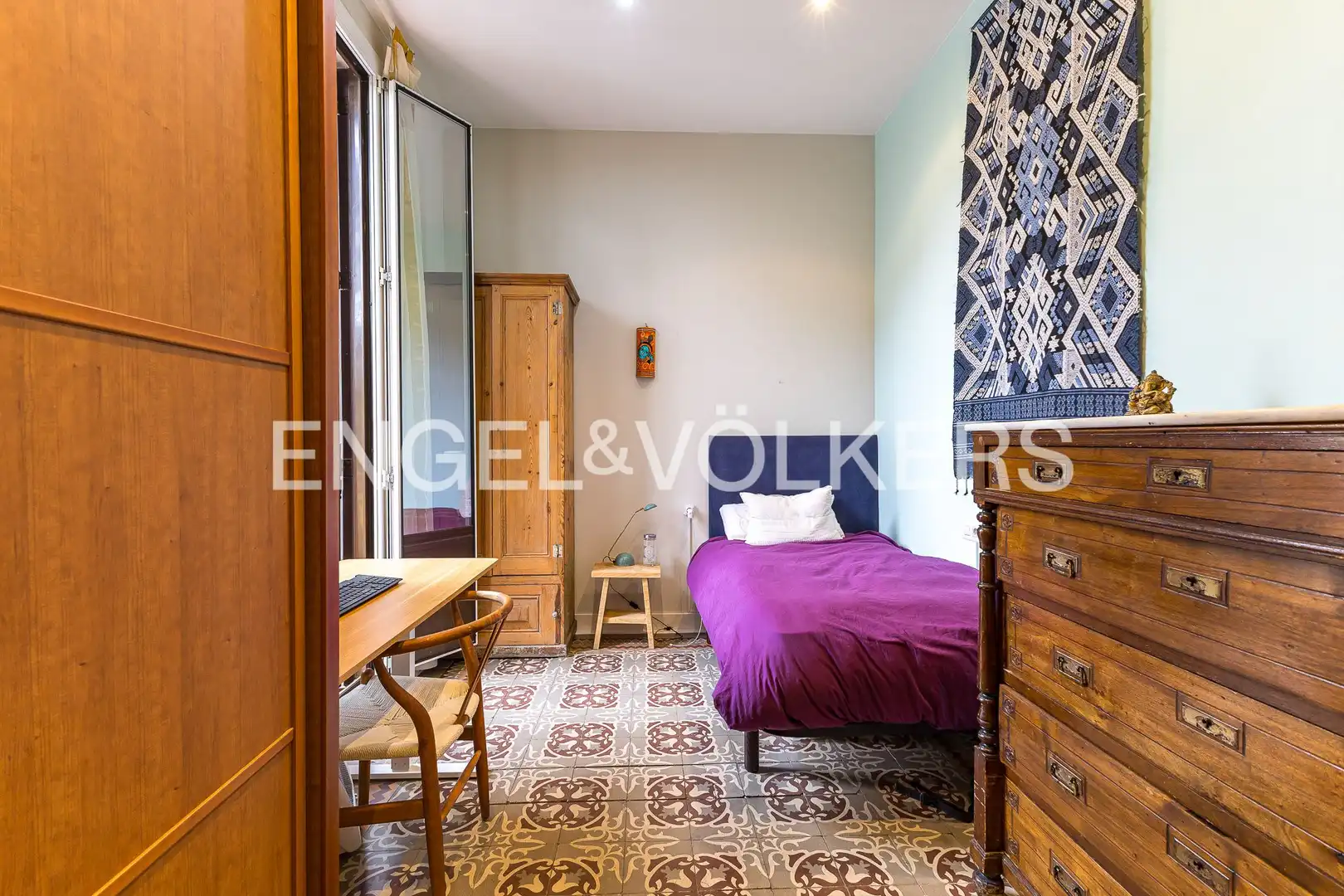 Bedroom of Flat for sale in Barcelona  with Air Conditioner, Heating and Balcony