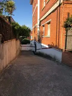 Vista exterior de Garatge en venda en Sant Cugat del Vallès