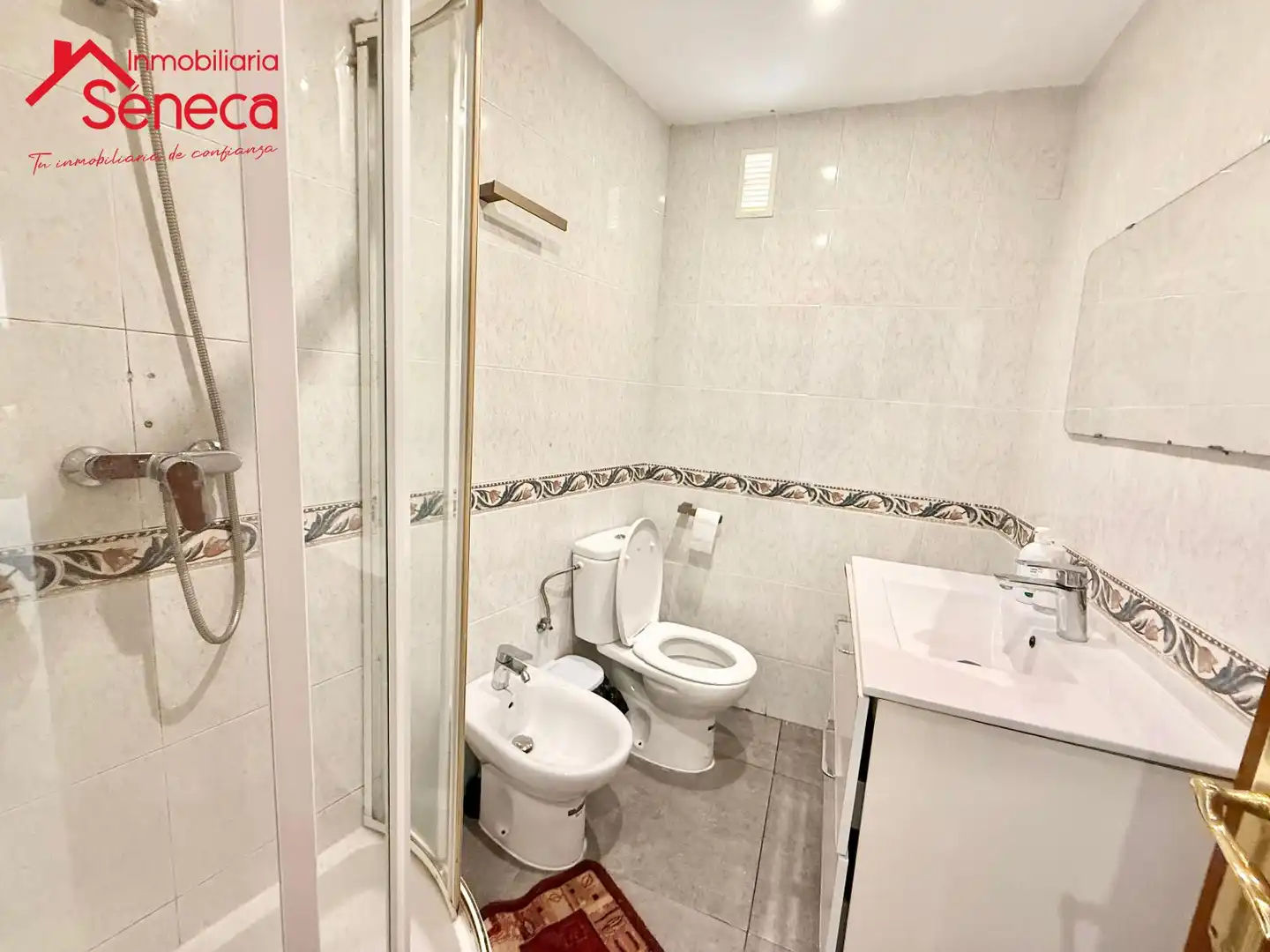 Baño de Piso en venta en Córdoba con Aire acondicionado, Calefacción y Trastero