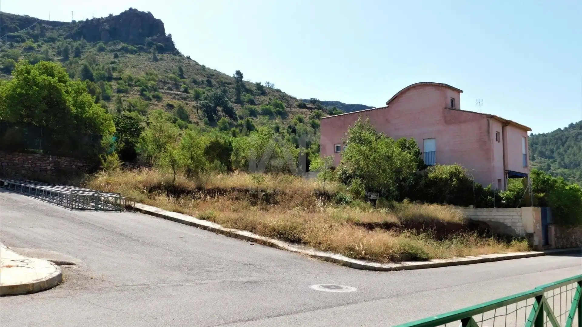 Residencial en venda en Azuébar