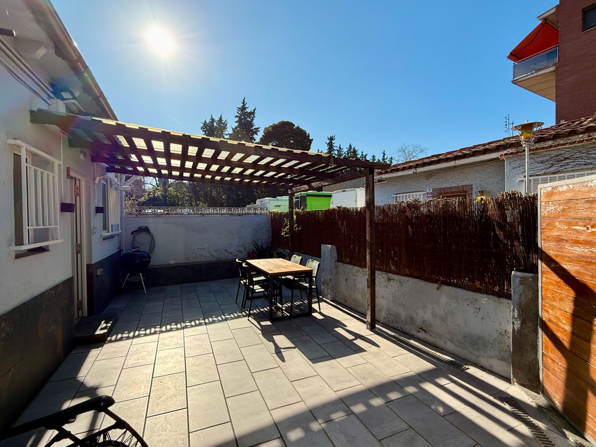 Terrace of Single-family semi-detached for sale in  Barcelona Capital  with Air Conditioner, Heating and Private garden