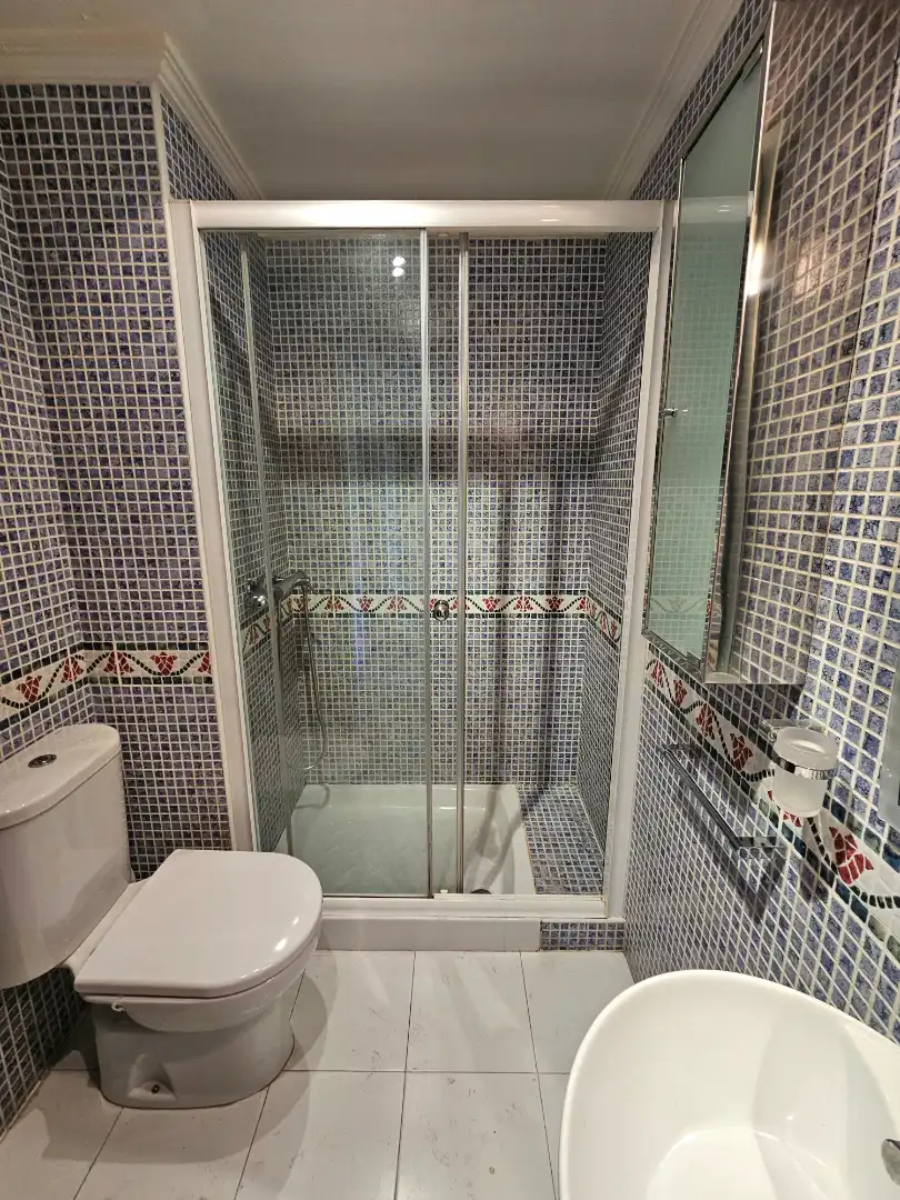 Bathroom of Flat for sale in Macarena
