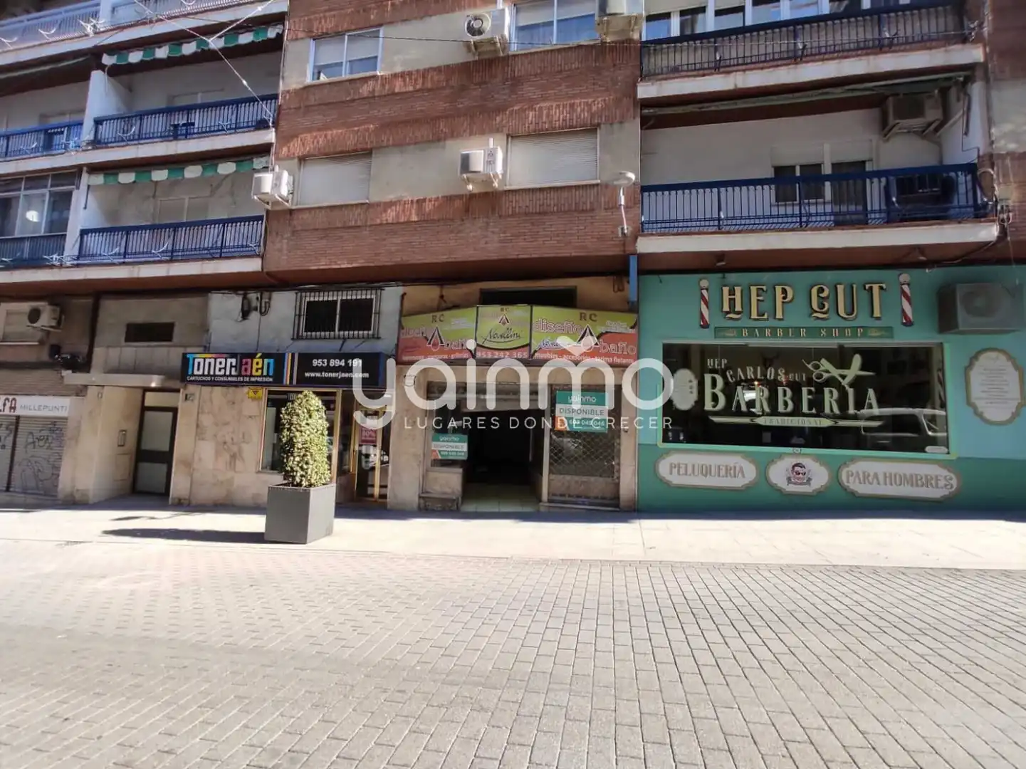 Locale commerciale in affitto a Jaén - Calle Doctor Eduardo Arroyo