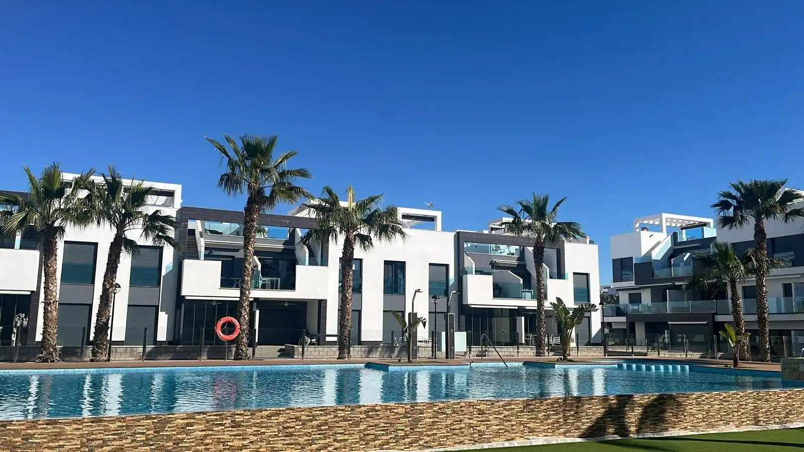 Bungalow con piscina en venta en Avenida el Fenoll, imagen 3