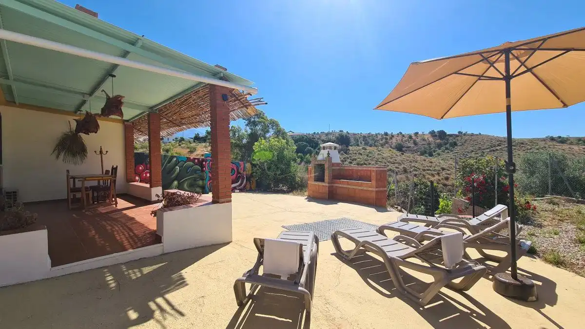 Terraza de Finca rústica en venta en Vélez-Málaga con Aire acondicionado, Jardín privado y Terraza