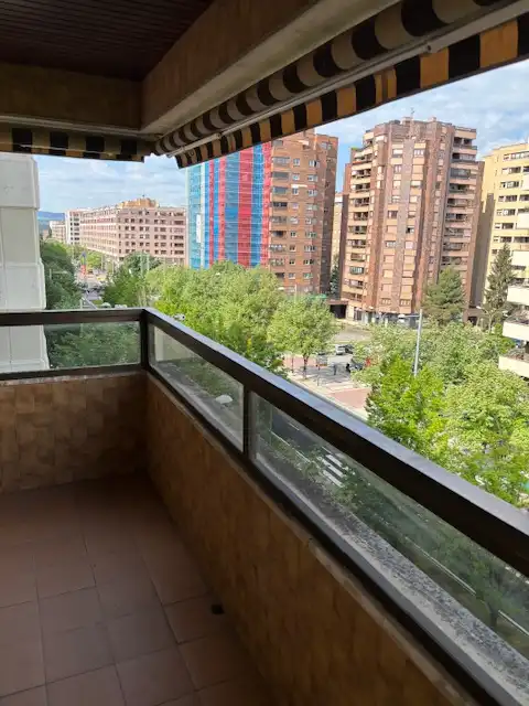 Flat for rent in Avenida de Pío XII, 17, Iturrama