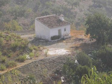 Terreno rústico en venta en Sedella