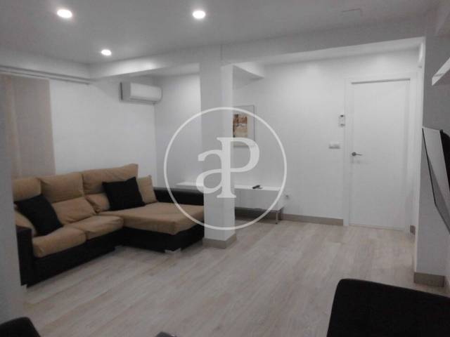 Piso en Alquiler en Av. d'Ausiàs March en El Forn d'Alcedo