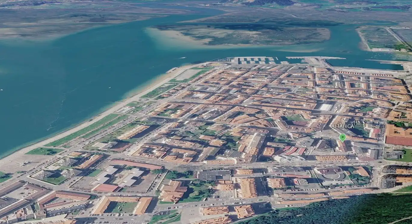 Vista exterior de Piso en venta en Santoña