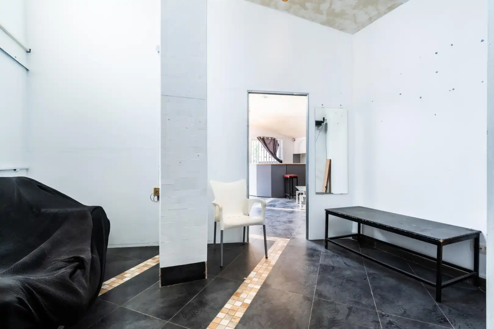 Büro zum Verkauf in Arona