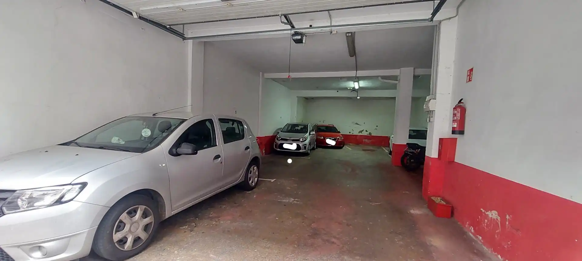 Parking de Local en venta en Gijón  con Amueblado