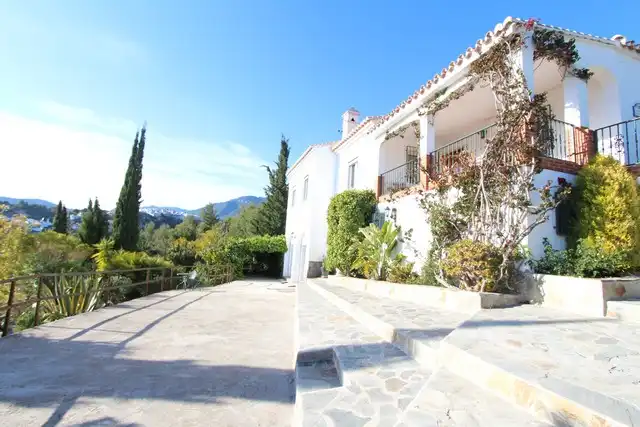 Exterior view of Houses for sale in Frigiliana  with Air Conditioner, Private garden and Terrace