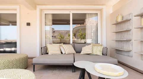 Foto 4 de Dúplex en venda a Los Naranjos, Marbella