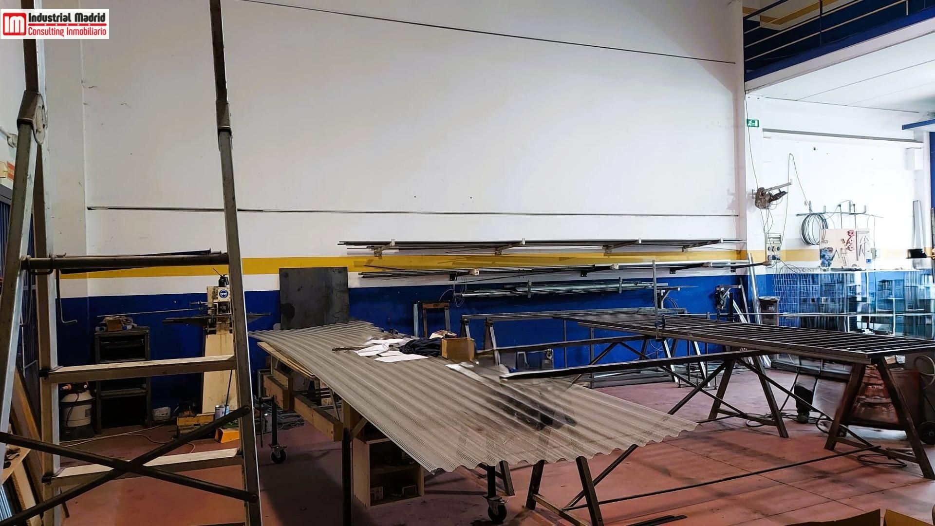 Exterior view of Industrial buildings for sale in Arganda del Rey