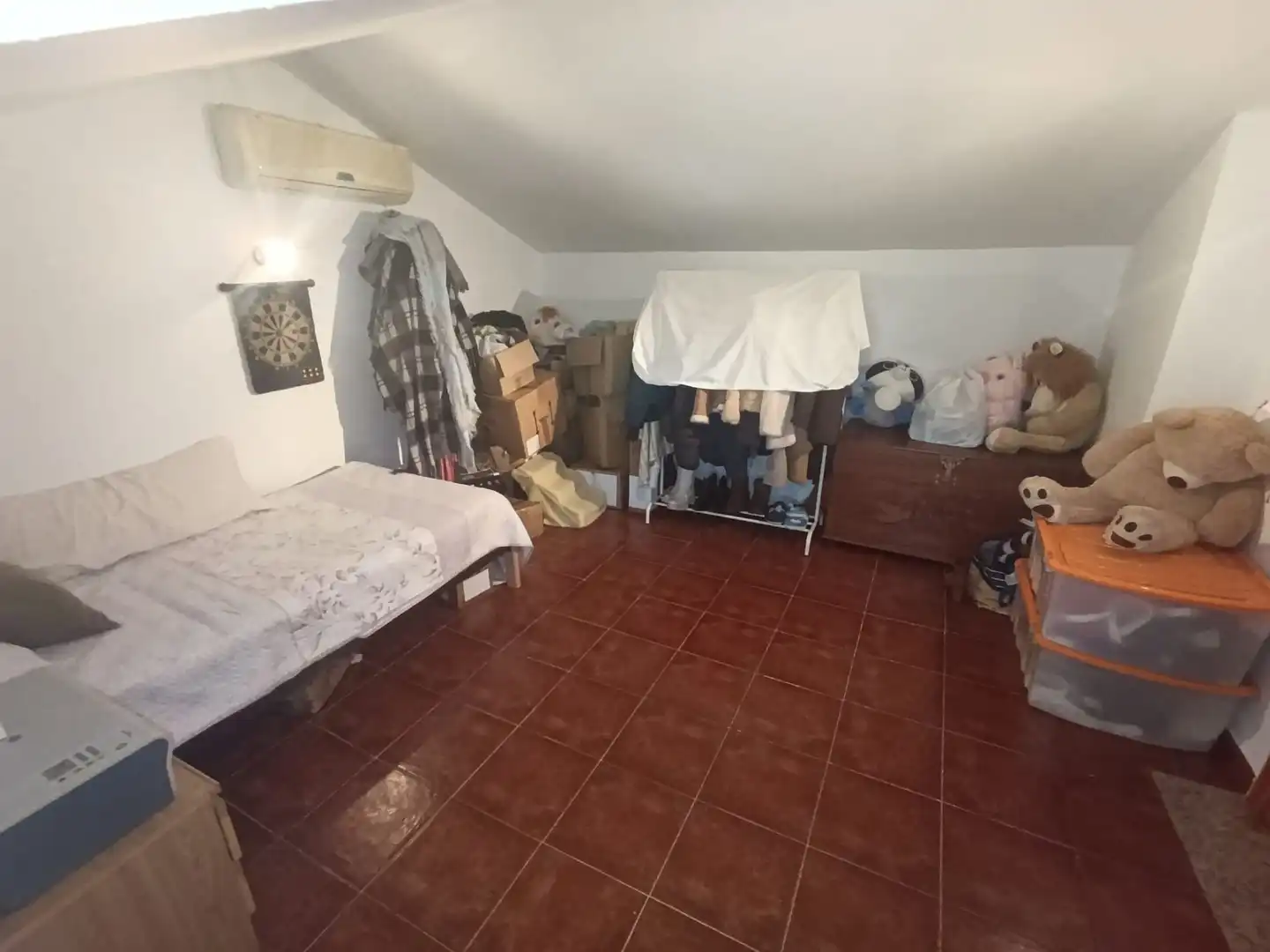 Casa adosada en venda en Linares amb Aire condicionat, Calefacció i Terrassa